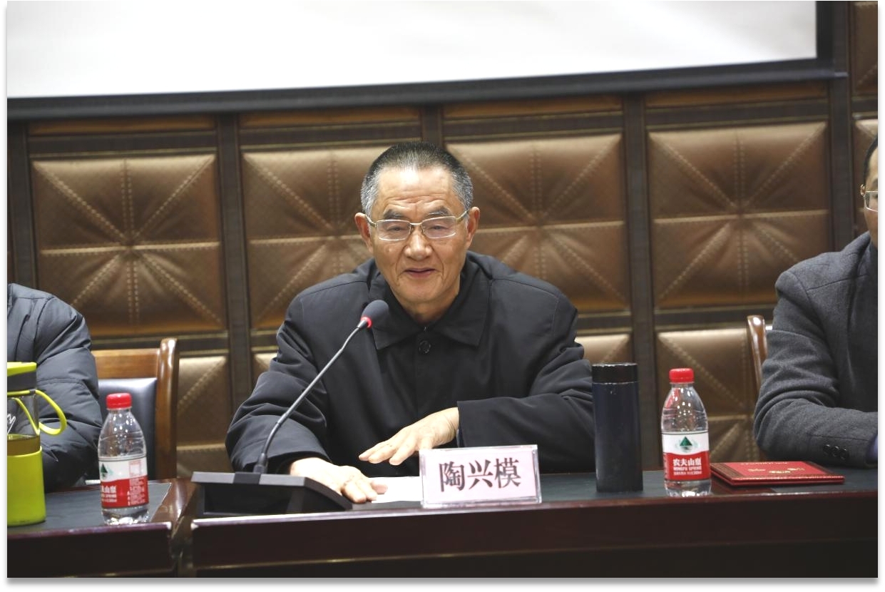 铜中数学